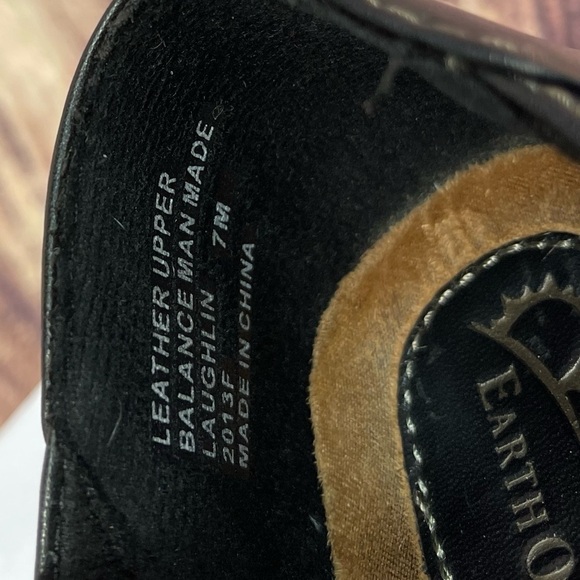 Earth Origins black leather slip on shoes women’s size 7m - Picture 7 of 17